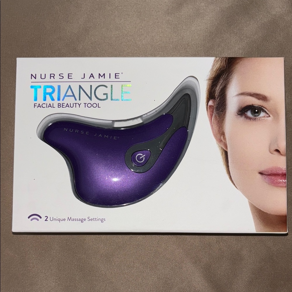 Nurse Jamie Triangle Face Sculpting and Massage Tool
